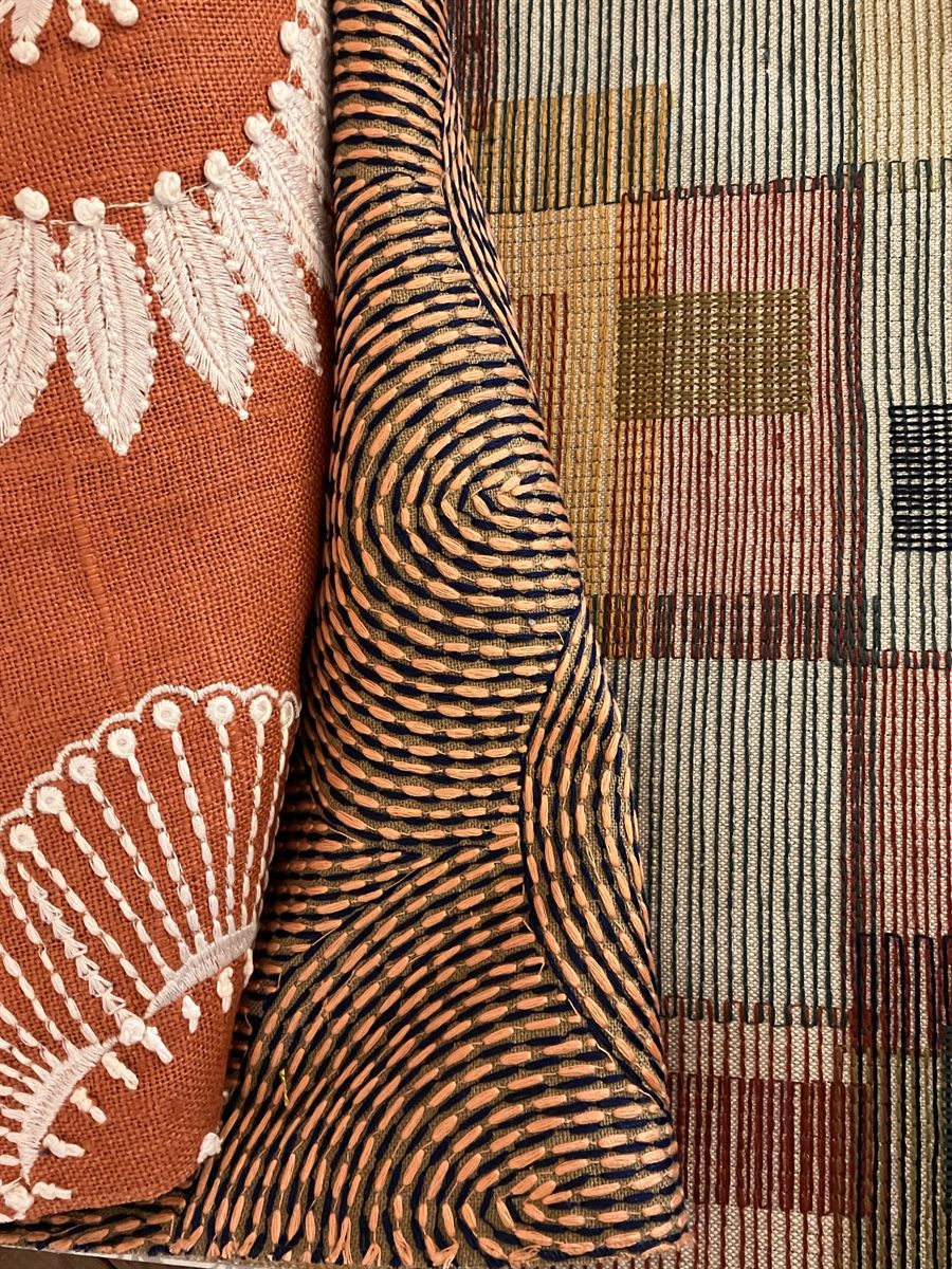 Imprimé, tissé et patchwork accordés